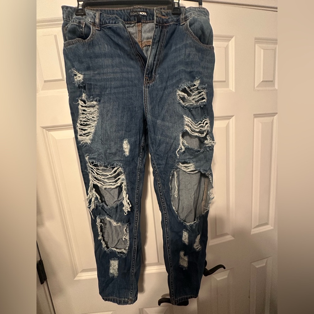 Fashion Nova Medium Blue Wash Jeans